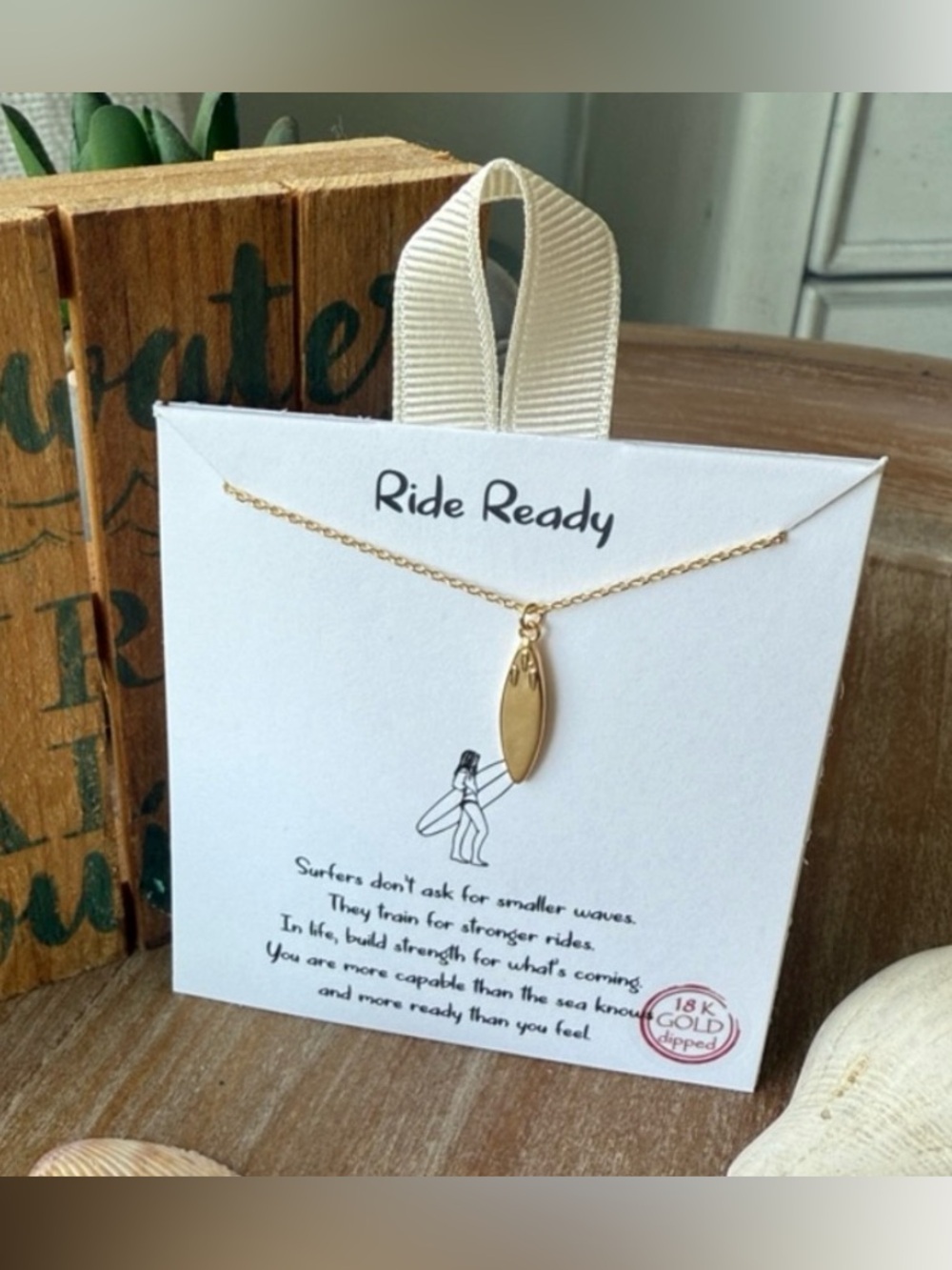 Gold Surfboard Pendant Necklace - Picture 3 of 13
